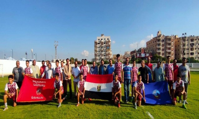 رئيس جهاز مدينه النوباريه يفتتح الدورة الرياضية  لكرة القدم 