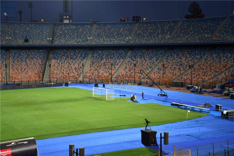 أشرف صبحي يتفقد استاد القاهرة استعدادًا لمباراة الأهلي والزمالك