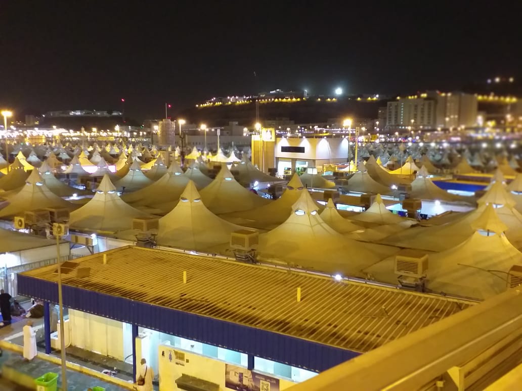  حجيج الجمعيات الاهلية يواصلون اليوم رمى جمرات العقبة