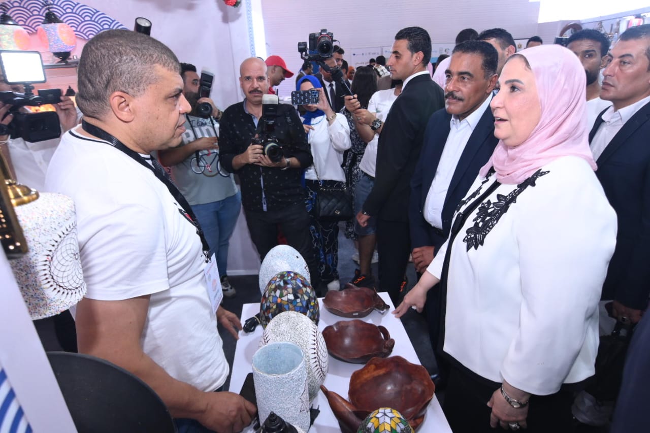  القباج وصبحى وشعيب يفتتحون  معرض 
