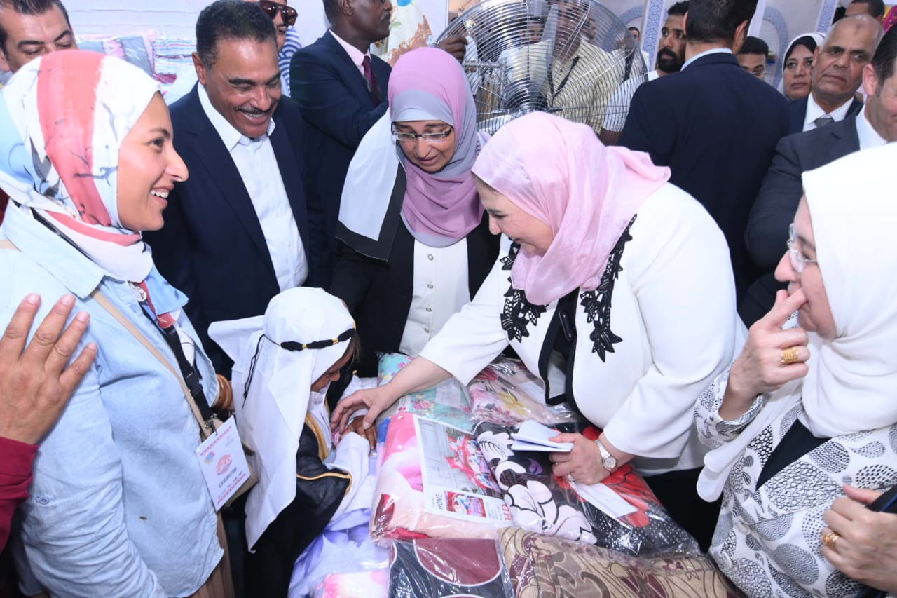  القباج وصبحى وشعيب يفتتحون  معرض 