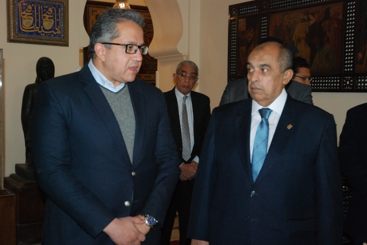 وزيرا الزراعة والآثار يتفقدان المتحف الزراعي بالدقي