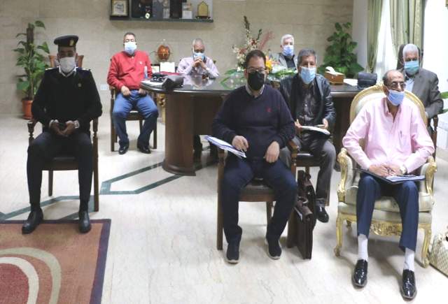 فودة يعقد لقاءاً موسعاً فى إطار المتابعة الاسبوعية للمشروعات الجارية بجنوب سيناء 