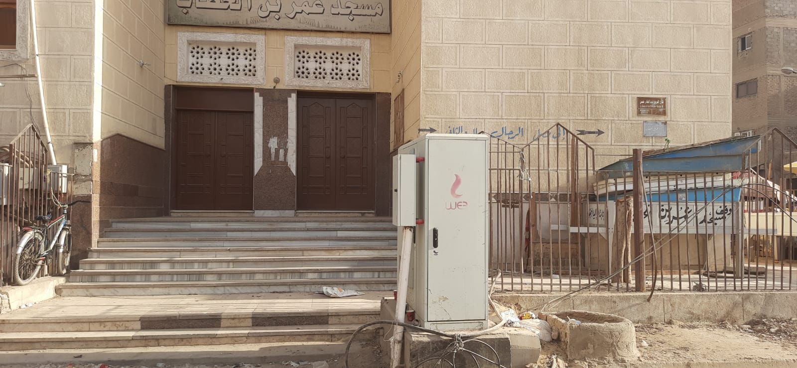أمن السويس يحرر شارعي يحيى والفلانك بعد احتلال الباعة الجائلين لها لعشرات السنوات