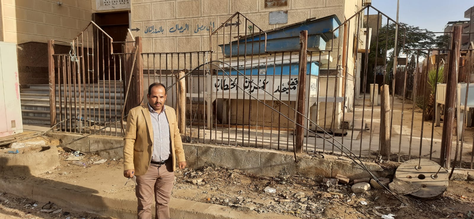 أمن السويس يحرر شارعي يحيى والفلانك بعد احتلال الباعة الجائلين لها لعشرات السنوات