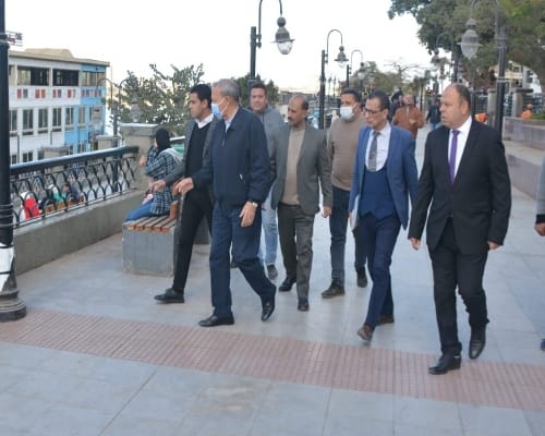 ضبط ٨٤ طن سلع غذائية غير مخصصة للبيع ومجهولة المصدر بالقليوبية