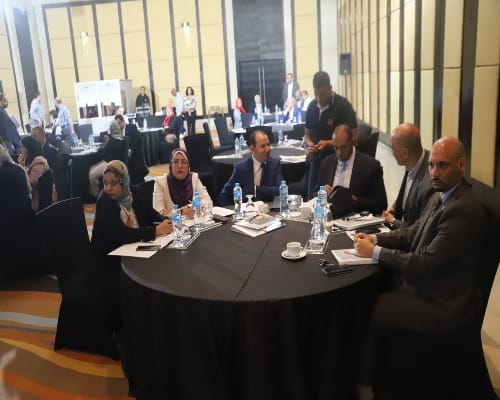  وزير القوى العاملة:تفعيل لجنة الشكاوي واطلاق دليل لتأسيس النقابات