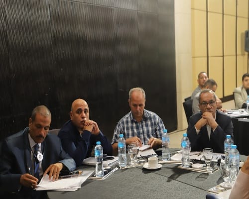  وزير القوى العاملة:تفعيل لجنة الشكاوي واطلاق دليل لتأسيس النقابات