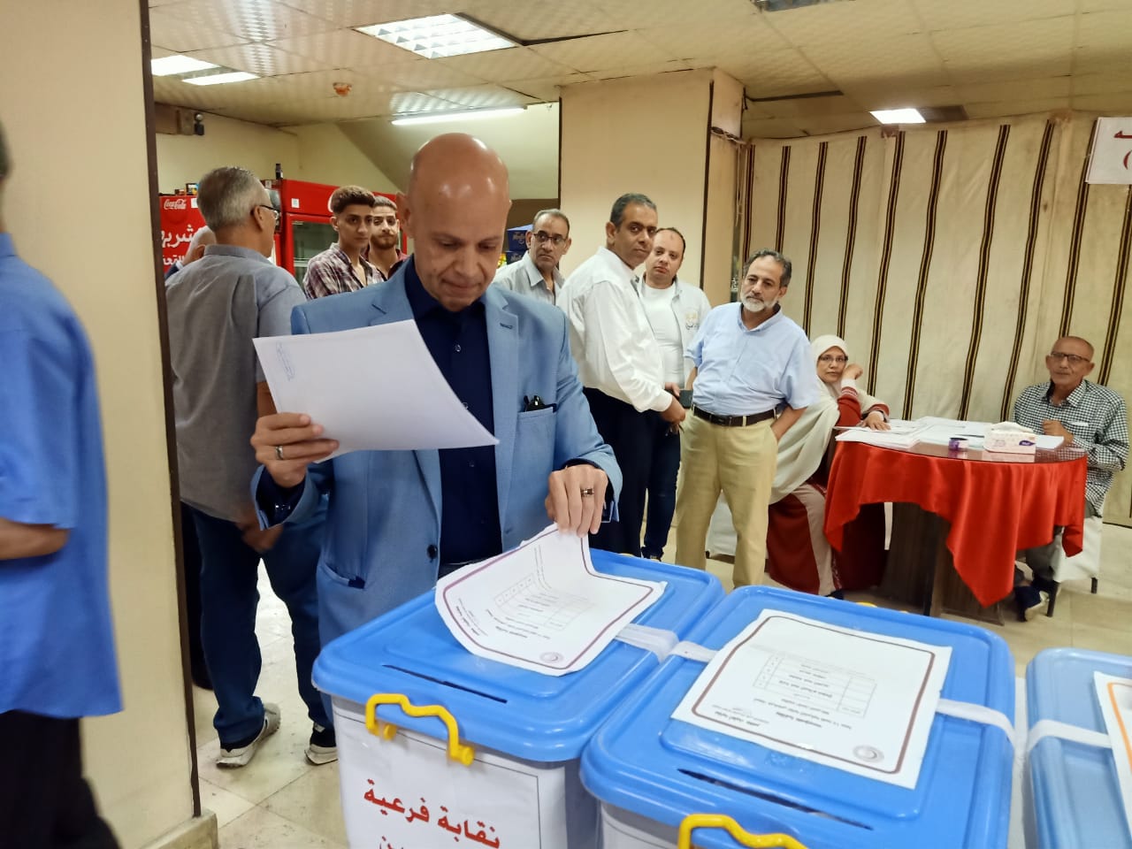 مدير صحة الشرقية يشهد انتخابات نقابة الأطباء..صور