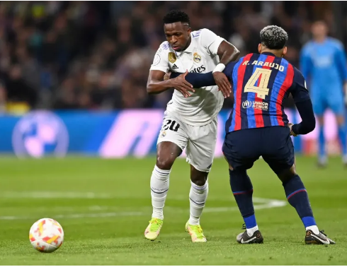  ريال مدريد و برشلونة