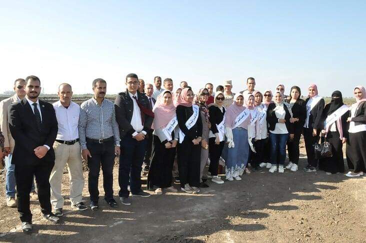 طلاب الثروة السمكية وعلوم المصايد بجامعة كفر الشيخ  يتعرفون على مزرعة 