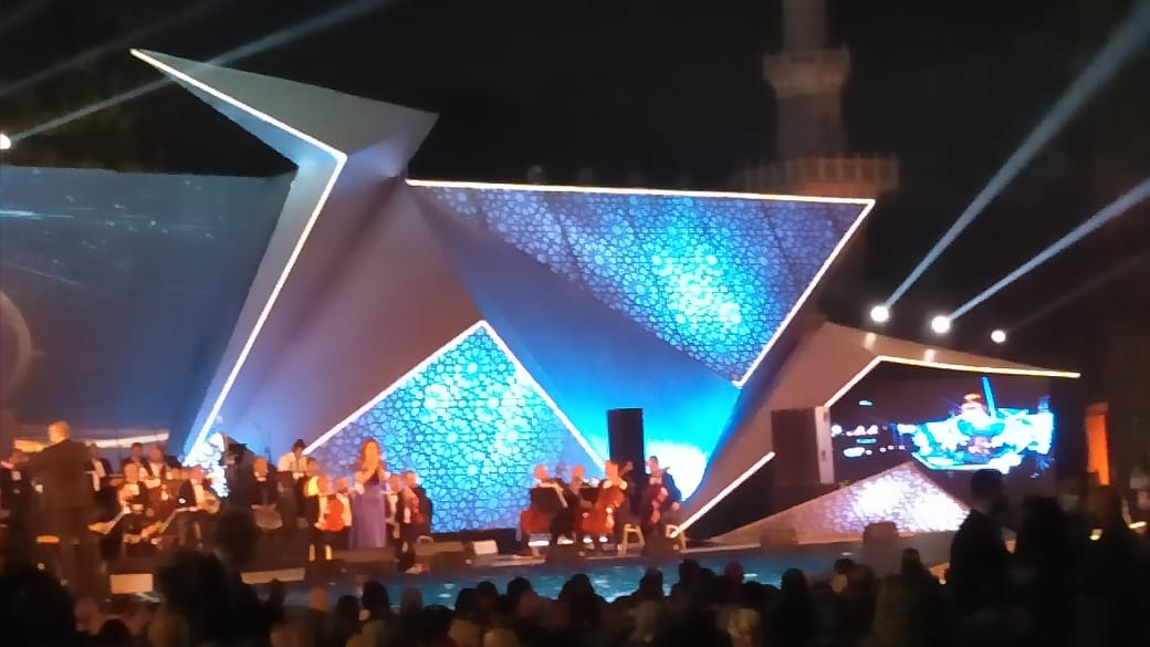 ريهام عبد الحكيم تشعل الموسيقى العربية  