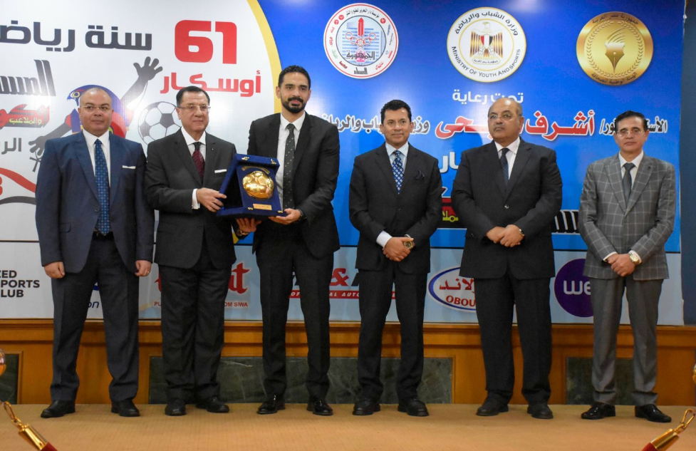 تكريم الزهور في  أوسكار المساء الرياضي