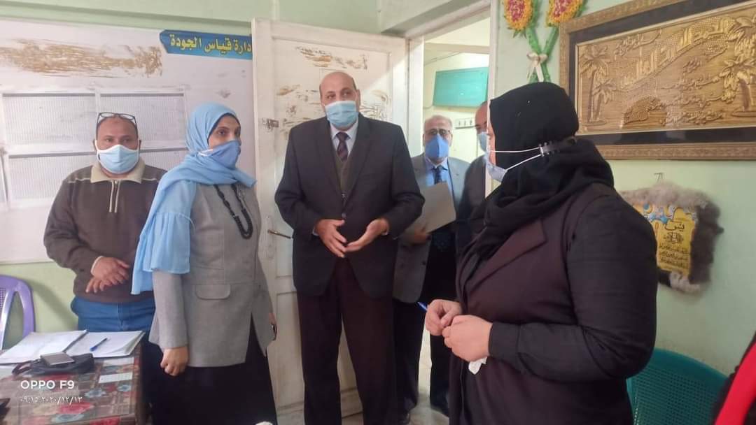 مدير ووكيل تعليم القليوبية يتابعان سير العملية التعليمية والإدارية بإدارتى طوخ وقها