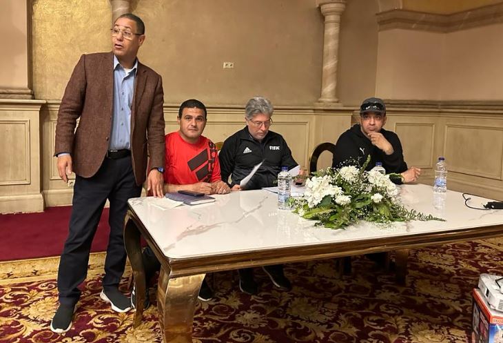  البرتغالي فيتور بيريرا  يجتمع مع حكام الدورى