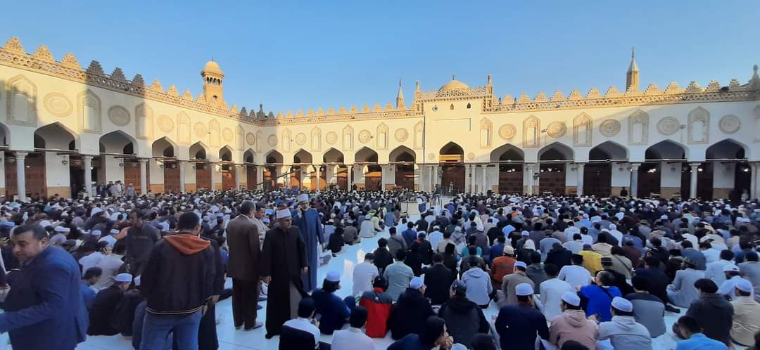 الأزهر يكثف جهوده لتجهيز مائدة الإفطار الجماعي لـ ٥ آلاف طالب 