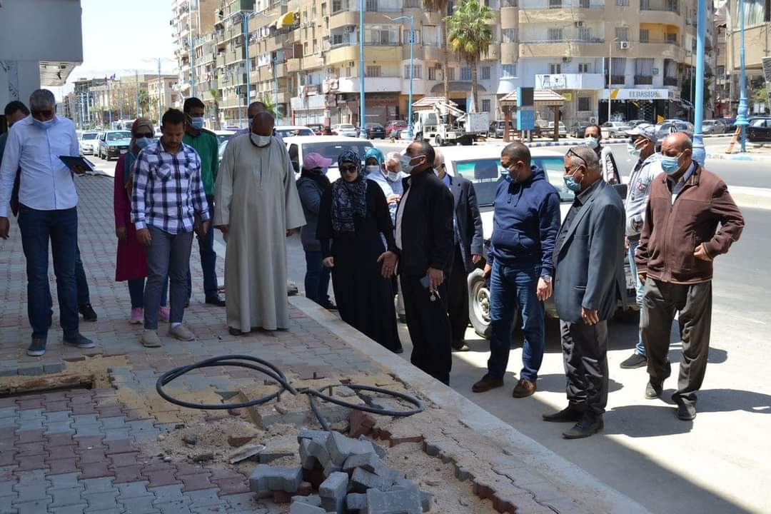 متابعة المرافق العامة ومشروعات الرصف والتطوير بالسويس 