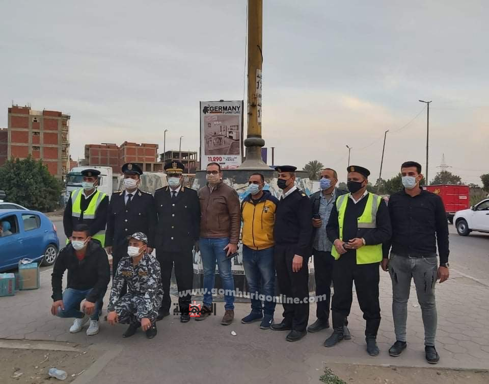 مرور الدقهلية يوزع ١٠٠٠ وجبه افطار و٥ الاف امساكية رمضان على السائقين والمسافرين