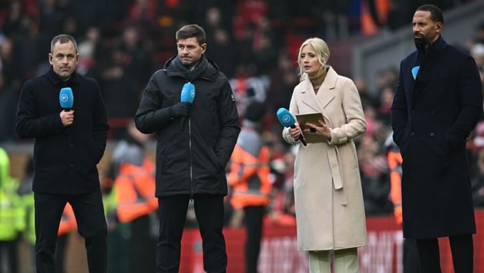 ريو فيردناند أسطورة مانشستر يونايتد الإنجليزي