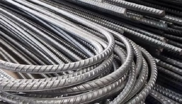 سعر الحديد اليوم الإثنين 13 أبريل 2026.. استقرار ملحوظ في الأسواق 