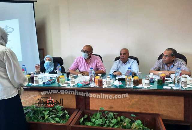 لجنة التحكيم