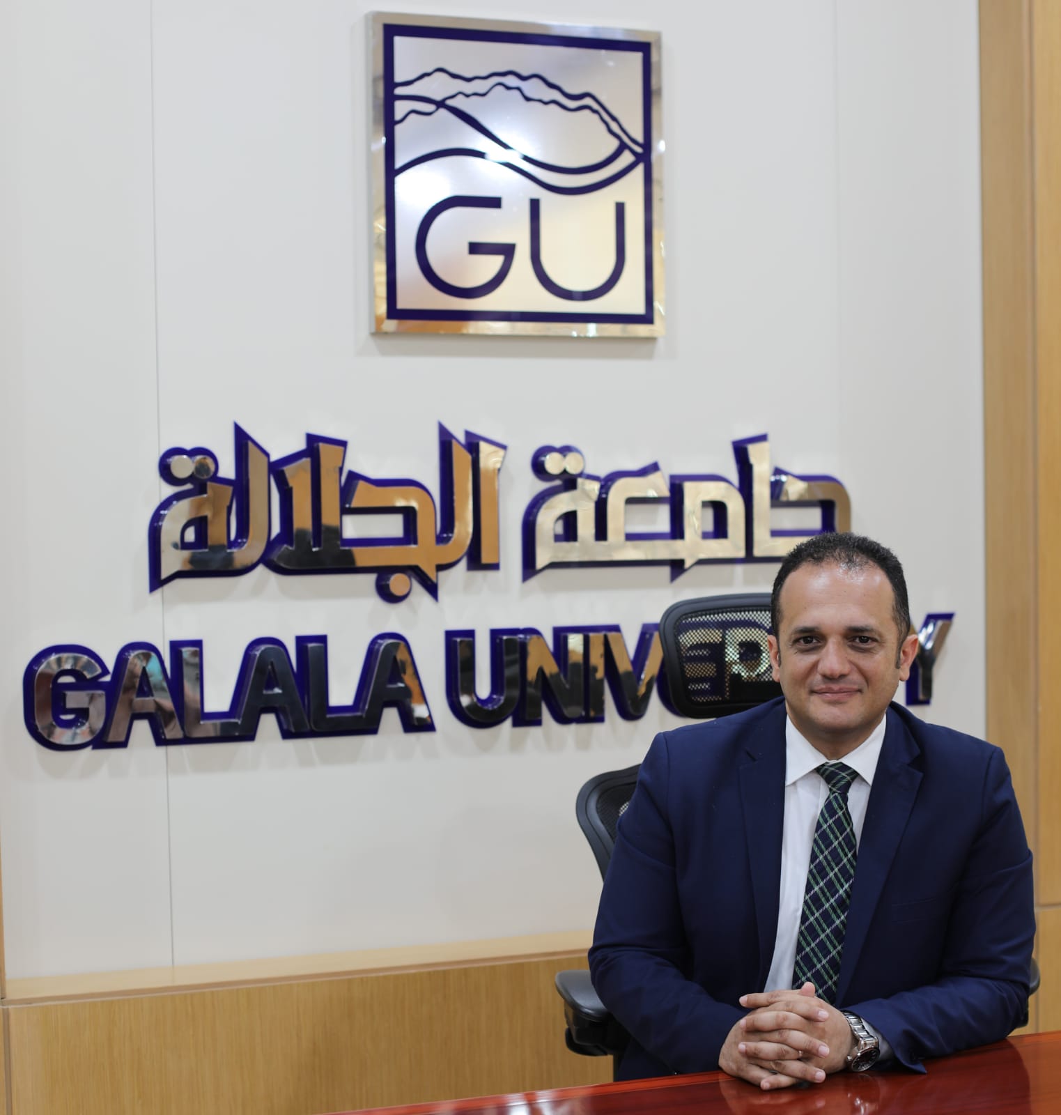 الدكتور محمد الشناوي رئيس جامعة الجلالة