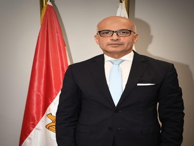 د.محمد ضياء زين العابدين رئيس جامعة عين شمس