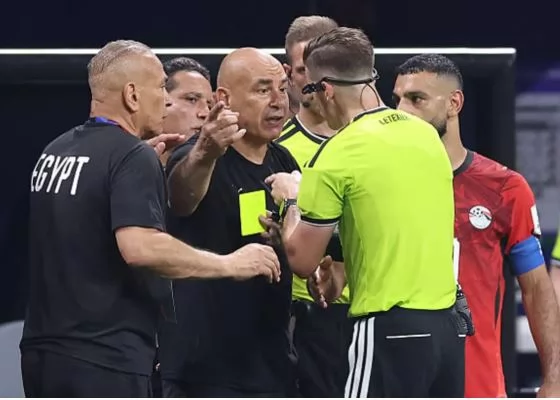 استبعاد حكم مباراة مصر والأرجنتين من كأس العالم