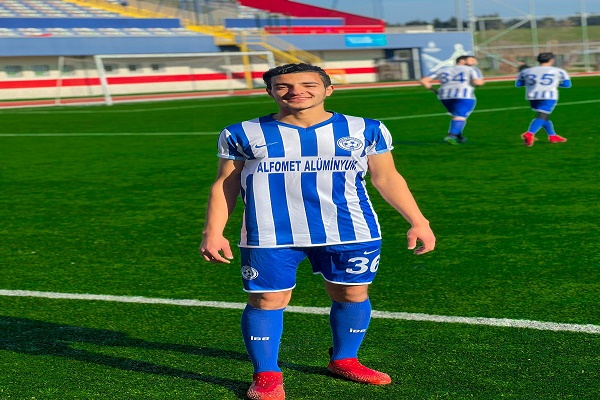 احمد محمد سليمان الشهير بـ بنزيما 