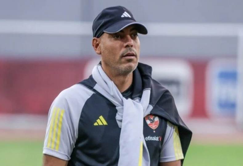 خالد بيبو مدير الكرة بالأهلي