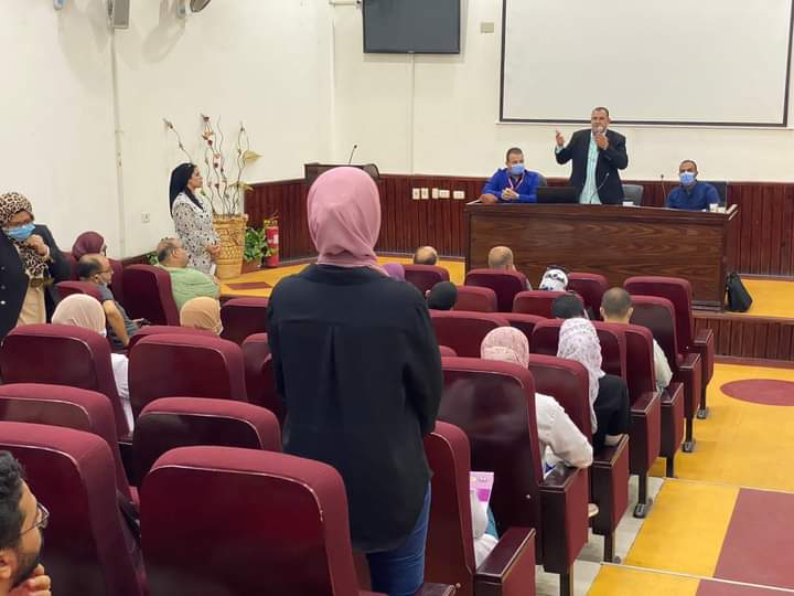 ختام فعاليات اليوم العلمى الأول للزمالة المصرية بالسويس