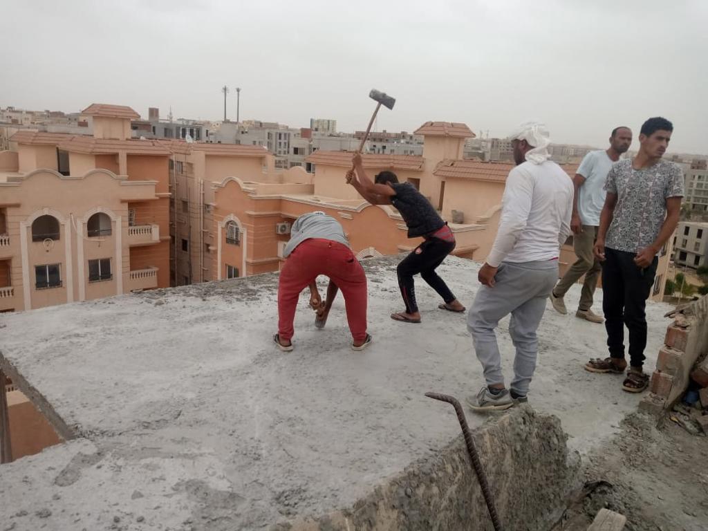 جهاز مدينة 6 أكتوبر  يشن حملات امنية مكثفة لإزالة مخالفات البناء