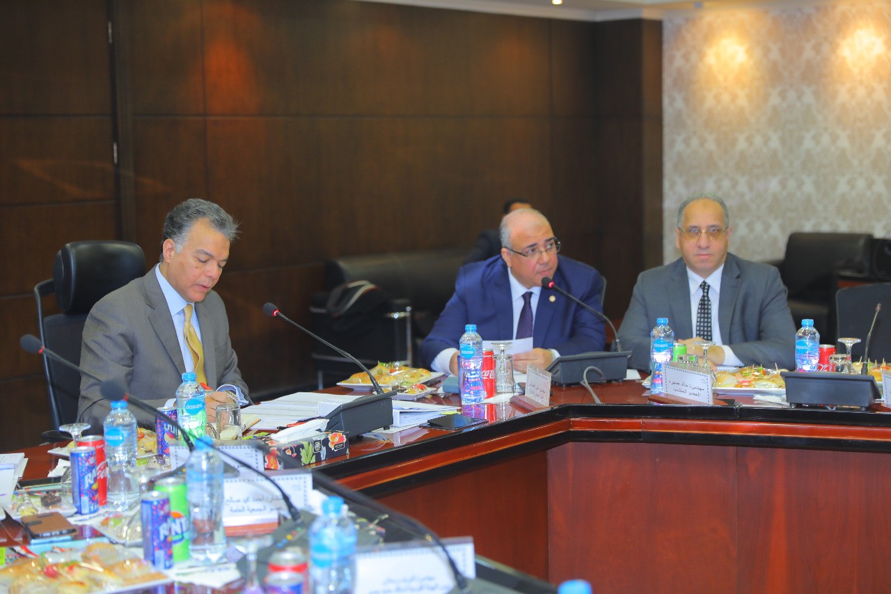 الخسائر تتقلص من 615.9 مليون إلي 458.2 مليون جنيه ..صور