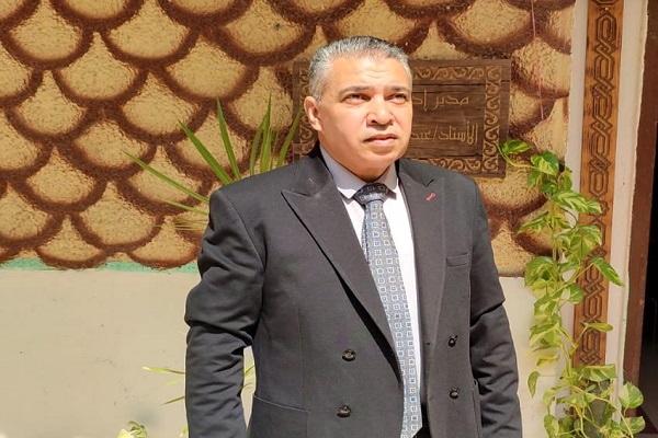 عبد الله عبدالمحسن مدير مدرسة المتفوقين