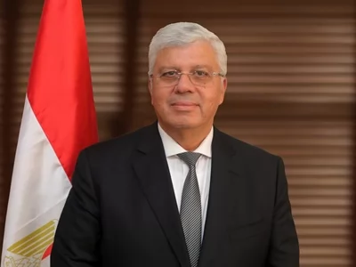 الدكتور أيمن عاشور وزير التعليم العالي والبحث العلمي