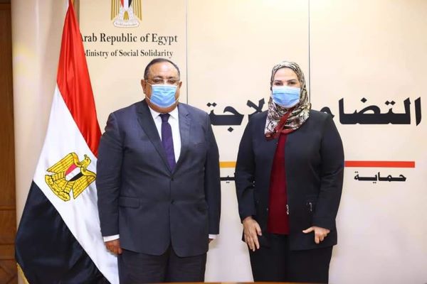 بروتوكول تعاون بين وزارة التضامن وجامعة حلوان لإنشاء وحدة فى الحرم الجامعى.. بالصور
