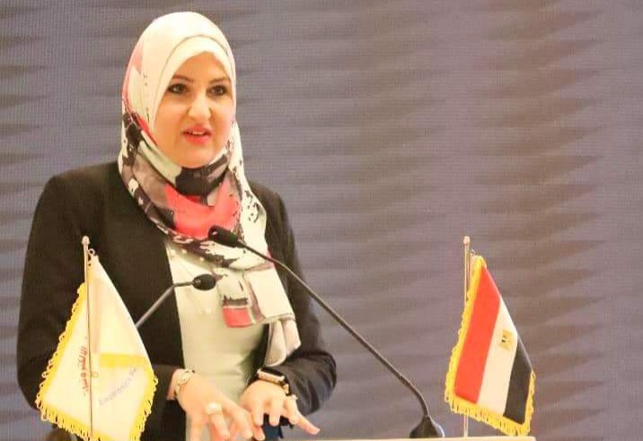  الدكتورة شيرين عبدالقادر رئيسة معهد بحوث الإلكترونيات