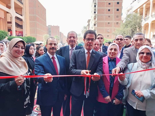 الدكتور ناصر الجيزاوي رئيس جامعة بنها