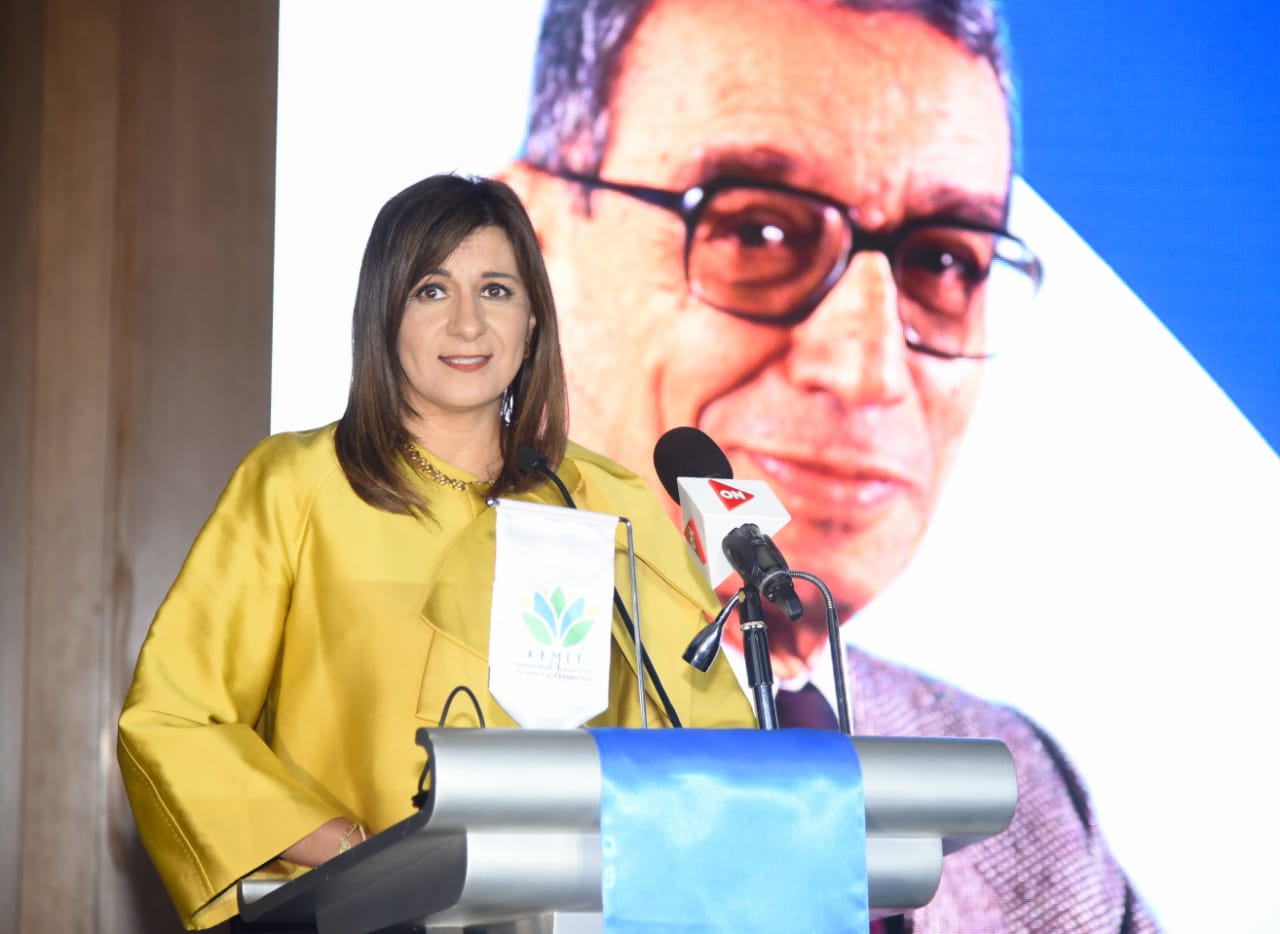  السفيرة نبيلة مكرم عبد الشهيد- وزيرة الدولة للهجرة وشئون المصريين بالخارج