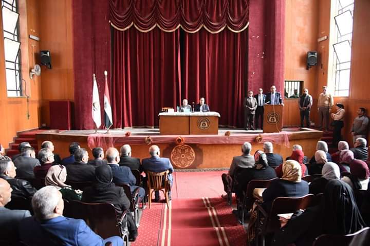 محافظ بورسعيد يلتقى مديرى المدارس والإدارات التعليمية  بالمحافظة