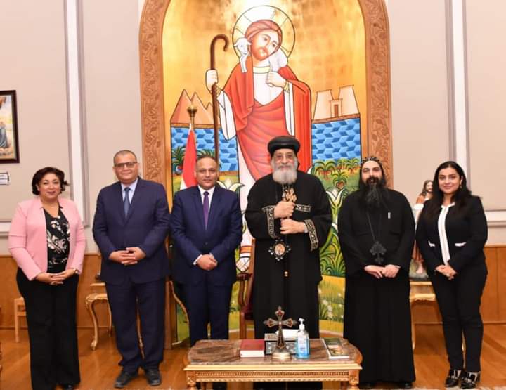 قداسة البابا يستقبل الدكتور محمود صقر