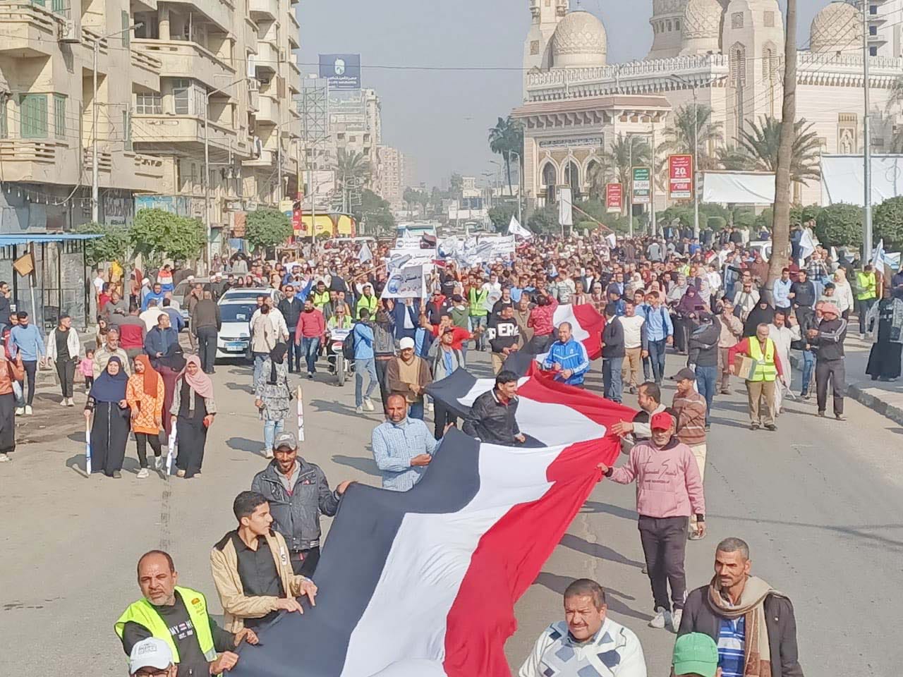 إقبال‭ ‬غير‭ ‬مسبوق‭.. ‬والمرأة‭ ‬والشباب‭ ‬يتصدرون‭ ‬المشهد‭ ‬