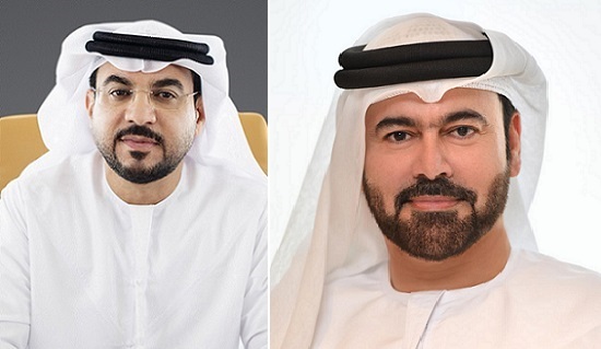 وزير شؤون مجلس الوزراء محمد القرقاوي ورئيس المكتب الإعلامي سعيد العطر 