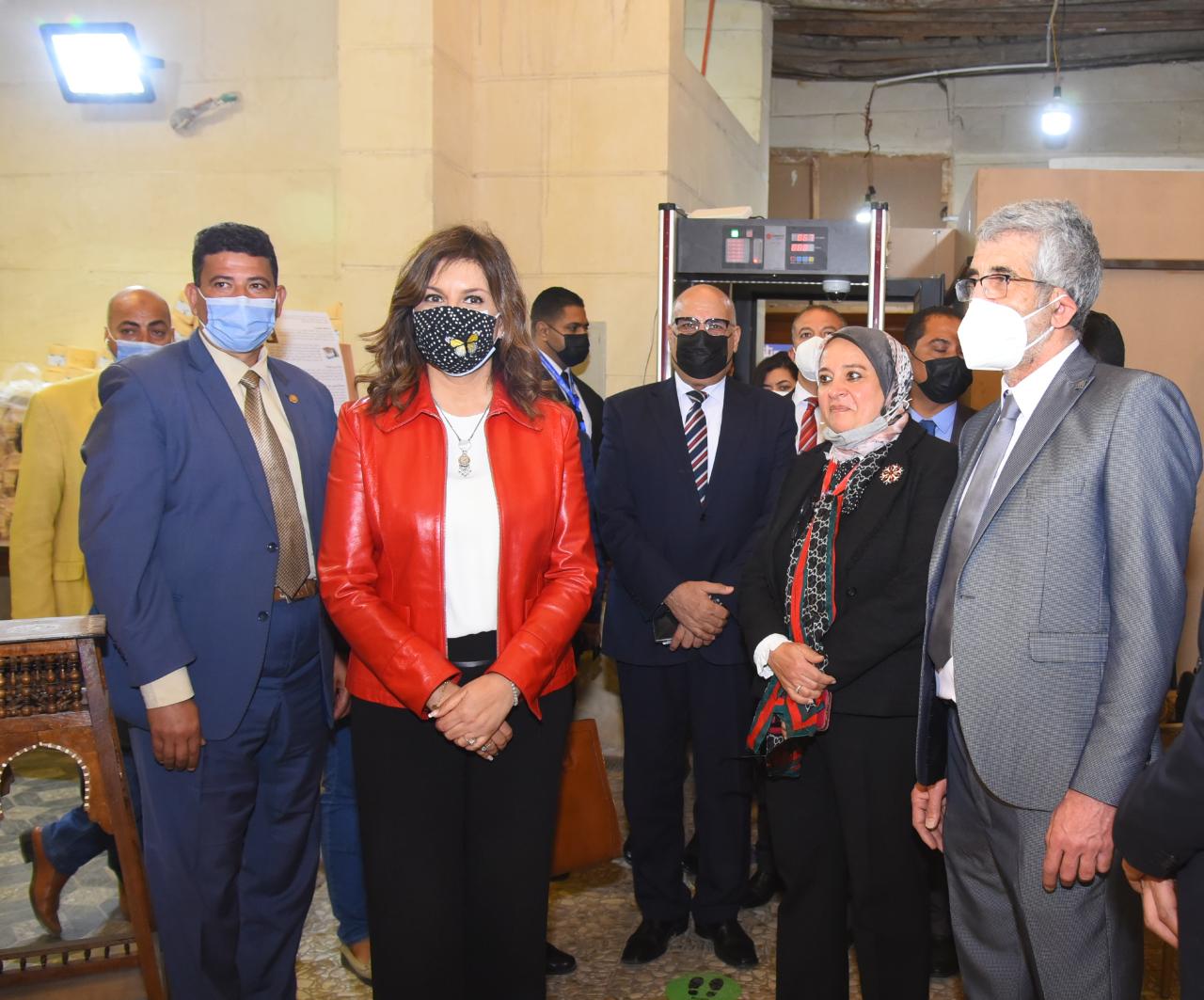 وزيرة الهجرة تفتح مشروعا لإحياء الحرف التراثية بالجمالية أسسه مستثمر مصري مقيم بكندا
