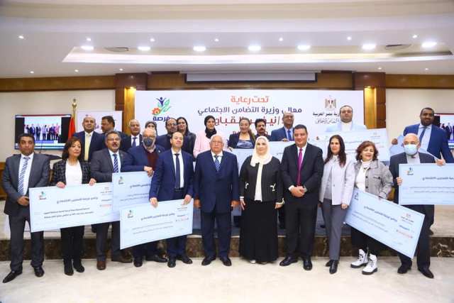 التضامن توقع ٢٠ عقد شراكة مع ١٨ جمعية أهلية لإتاحة 50 ألف فرصة عمل في المرحلتين الأولى والثانية
