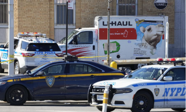 إصابة 8 أشخاص بجروح في حادث دهس بنيويورك