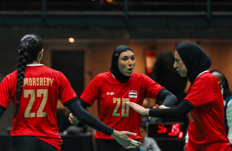 المنتخب الوطني الأول للكرة الطائرة للسيدات