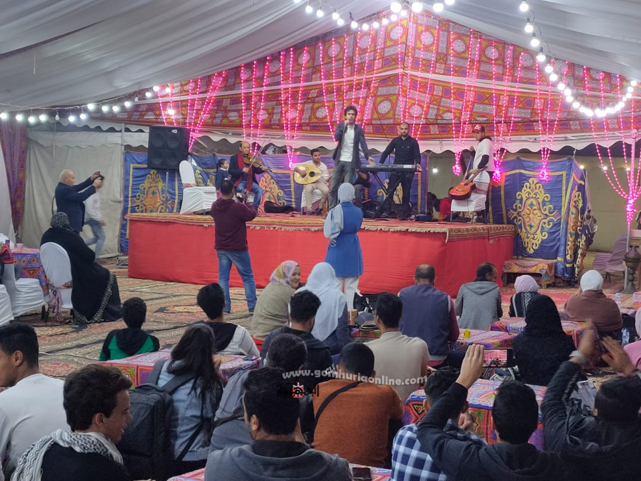  قصر ثقافة العاشر من رمضان يحيي سهرة رمضانية فى خيمة المستثمرين 