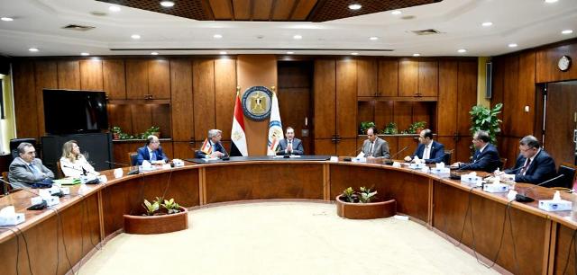 الملا: اتفاقية توريد الغاز تمثل إسهاماً مصرياً في حل مشكلة الطاقة بلبنان