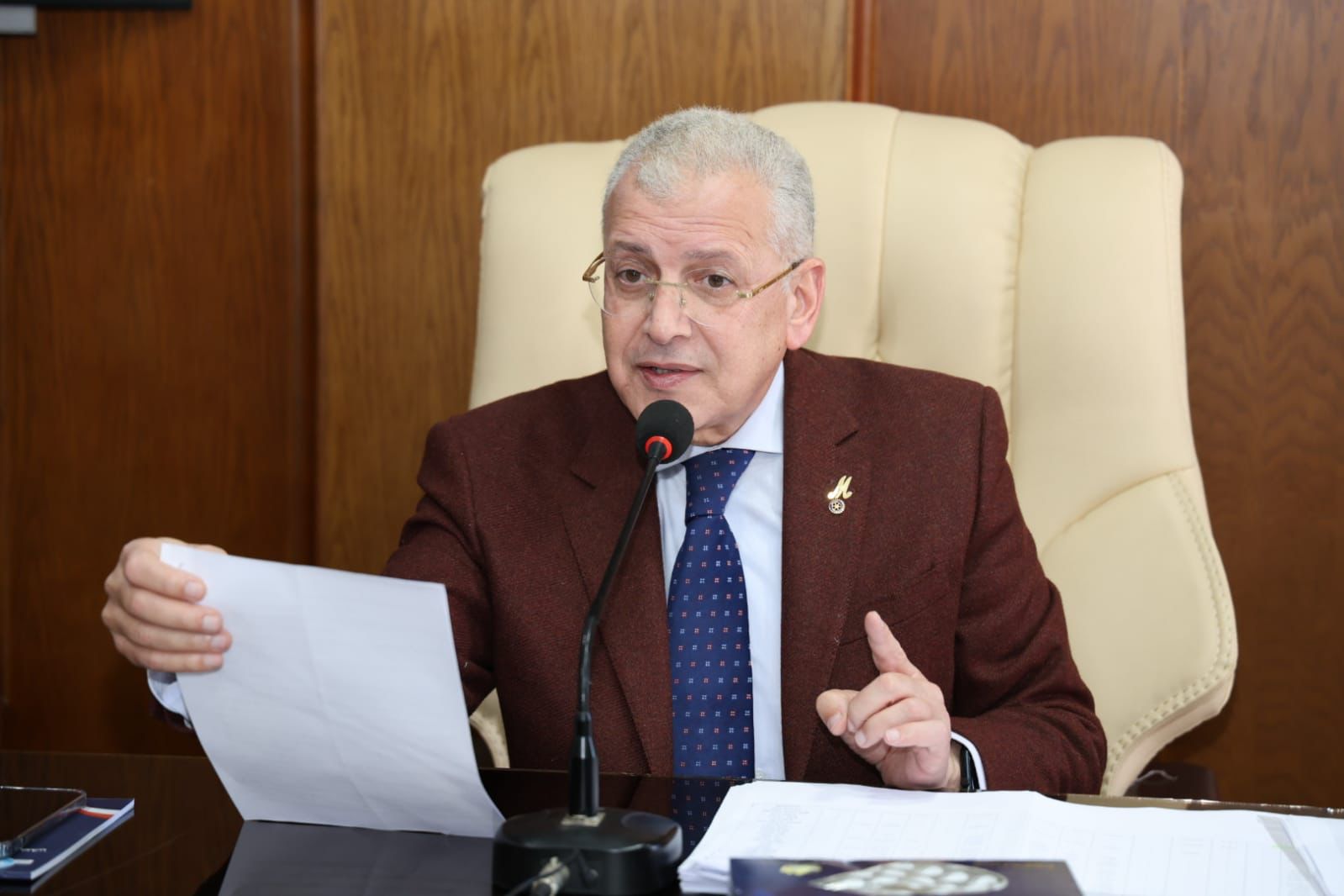 مياه القليوبية تحذر من أشخاص وصفحات يدعون قدرتهم على توفير وظائف بالشركة 
